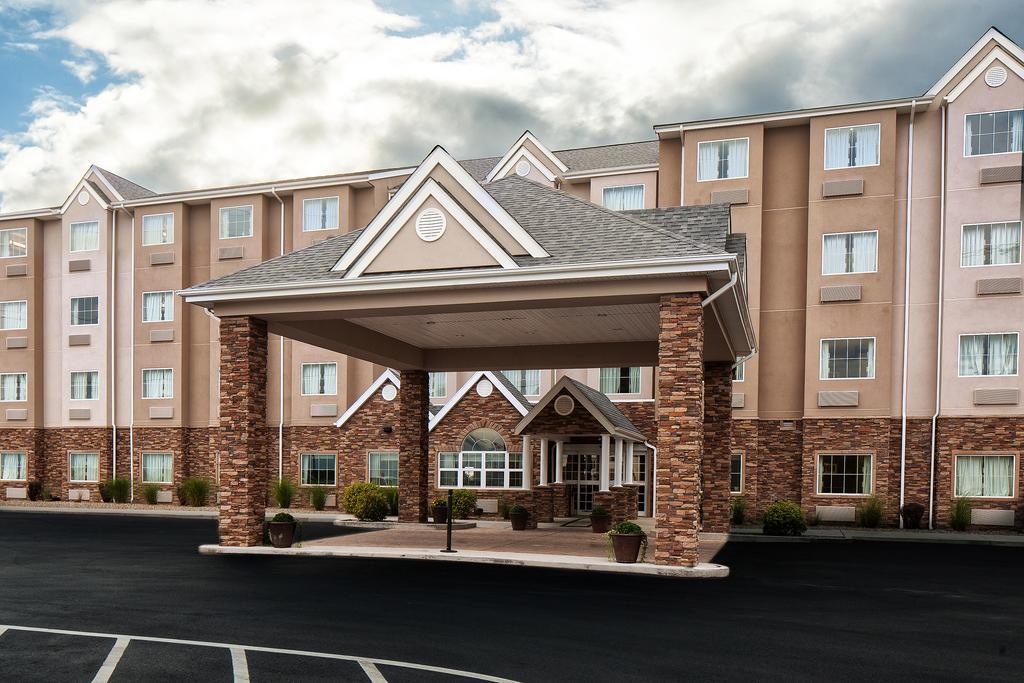 Microtel Inn & Suites By Wyndham St Clairsville - Wheeling St. Clairsville Kültér fotó